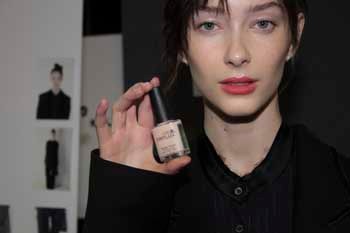 VINYLUX Romantique 4